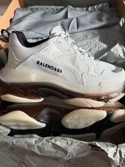 Baleciaga Tripple S 45EU