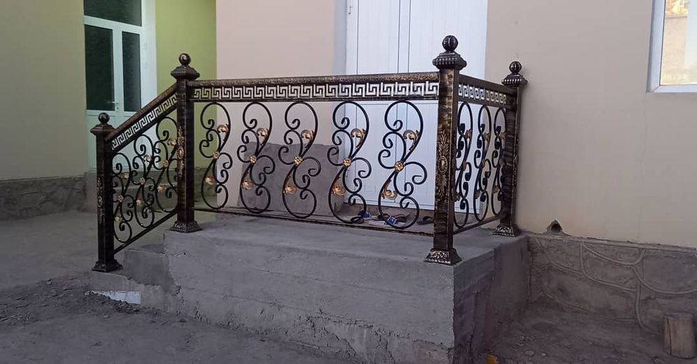 Svarka xizmati naves tom yopish reshotka temir darvoza eshik