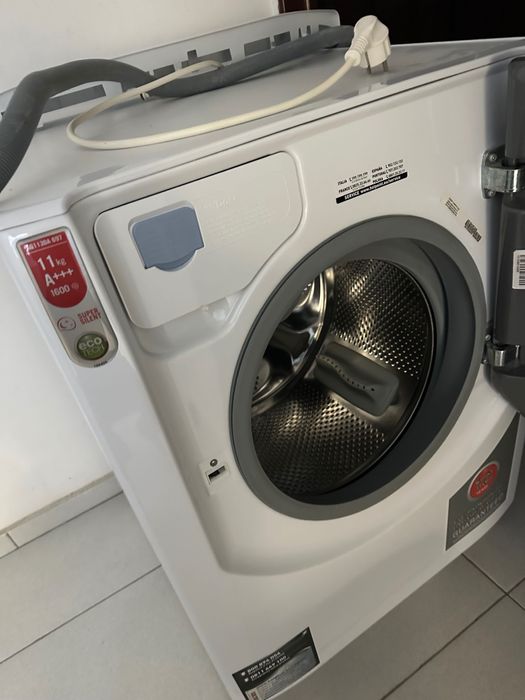Пералня hotpoint ariston 11KG A+++ цяла за части