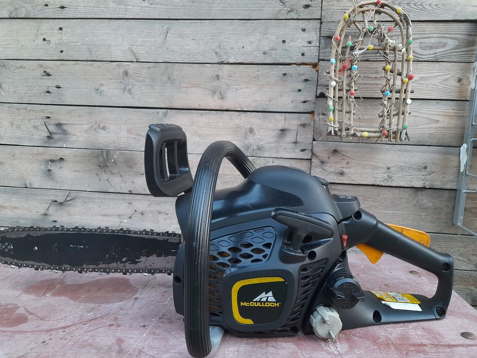 Vând drujba Mcculloch