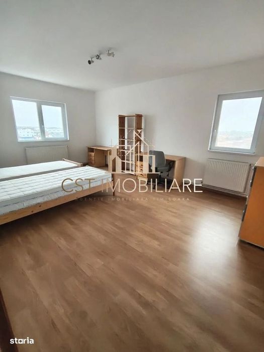 Apartament 3 camere, decomandat, renovat, etaj 5 - Centrala proprie