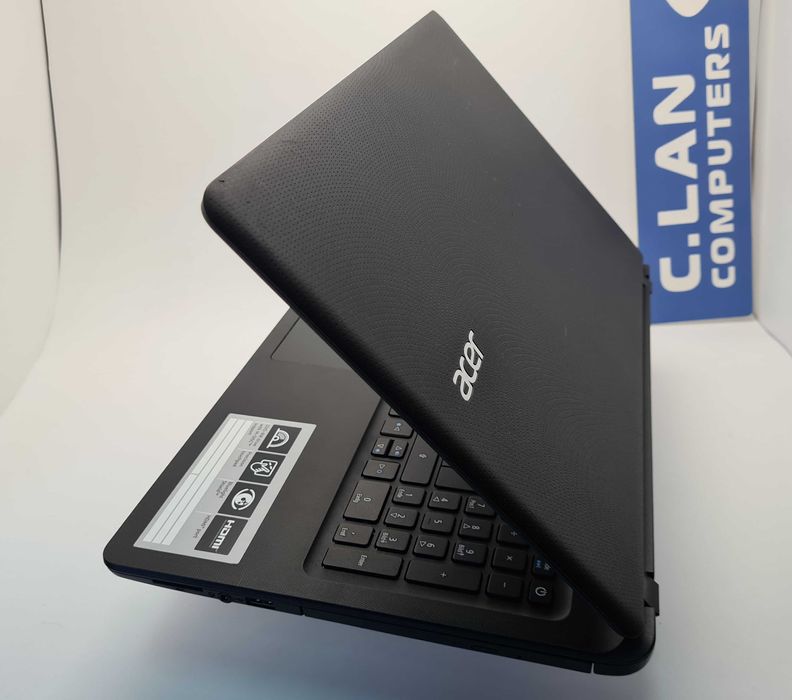 Acer Aspire ES1-572 i5 7200U/8GB/240SSD/FHD