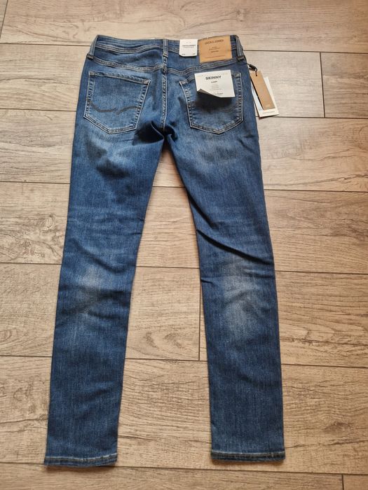 Мъжки тъмно сини дънки