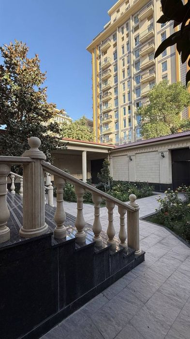 Аренда здания под посольство в центре Mirabad Avenue, Мирабад Авеню