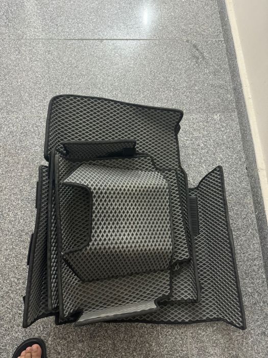 Полик для автомобиля
