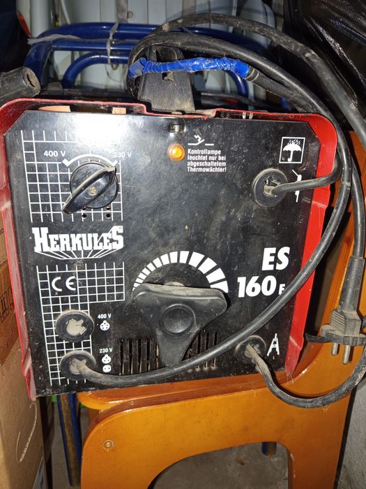 Продам сварочный аппарат 220/380