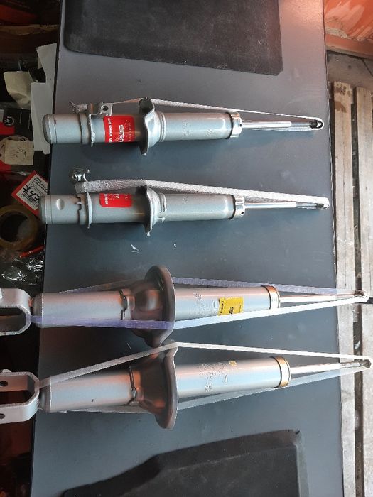 Продам стойки на хонду аккорд