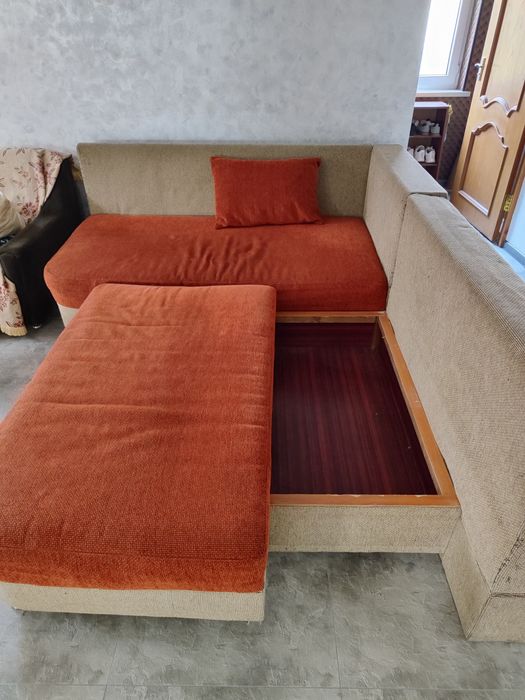 Диван угловой, б/у