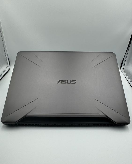 Laptop gaming Asus TUF FX505D cu garantie Amanet Dubai