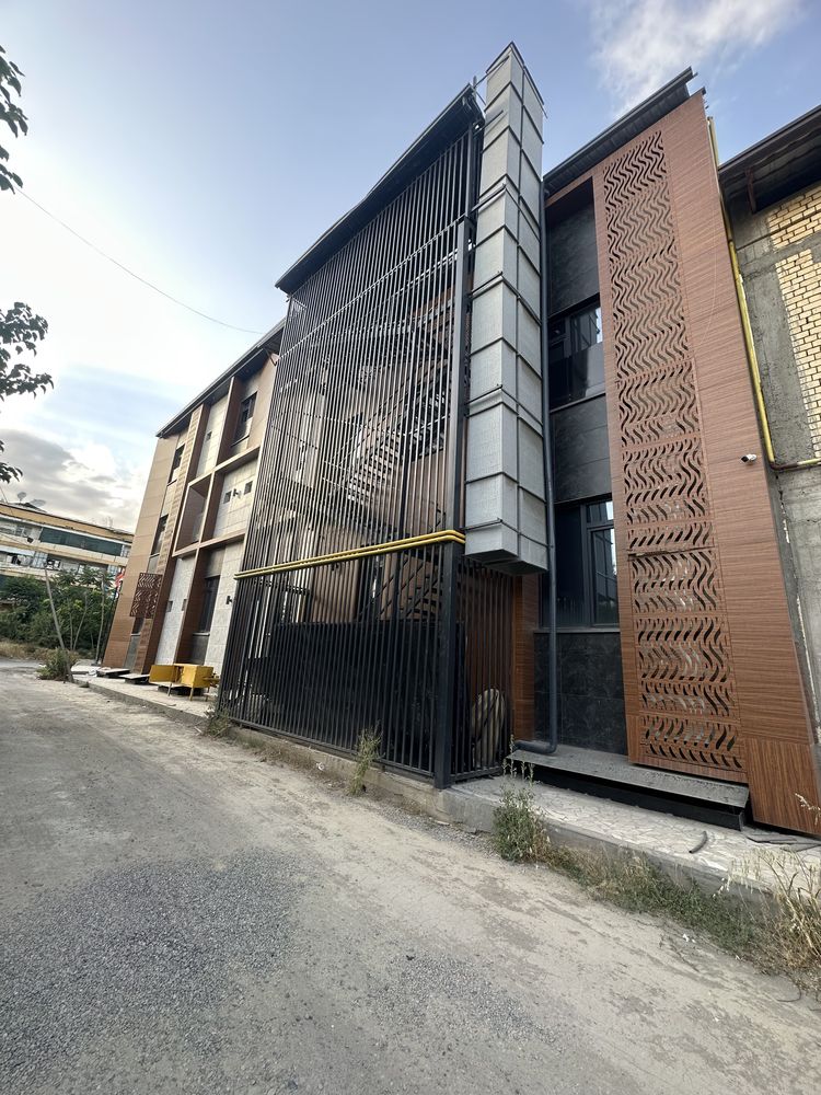 Продается Здание Гостиница 2150 кв 31 номер , Юнусабад  сити