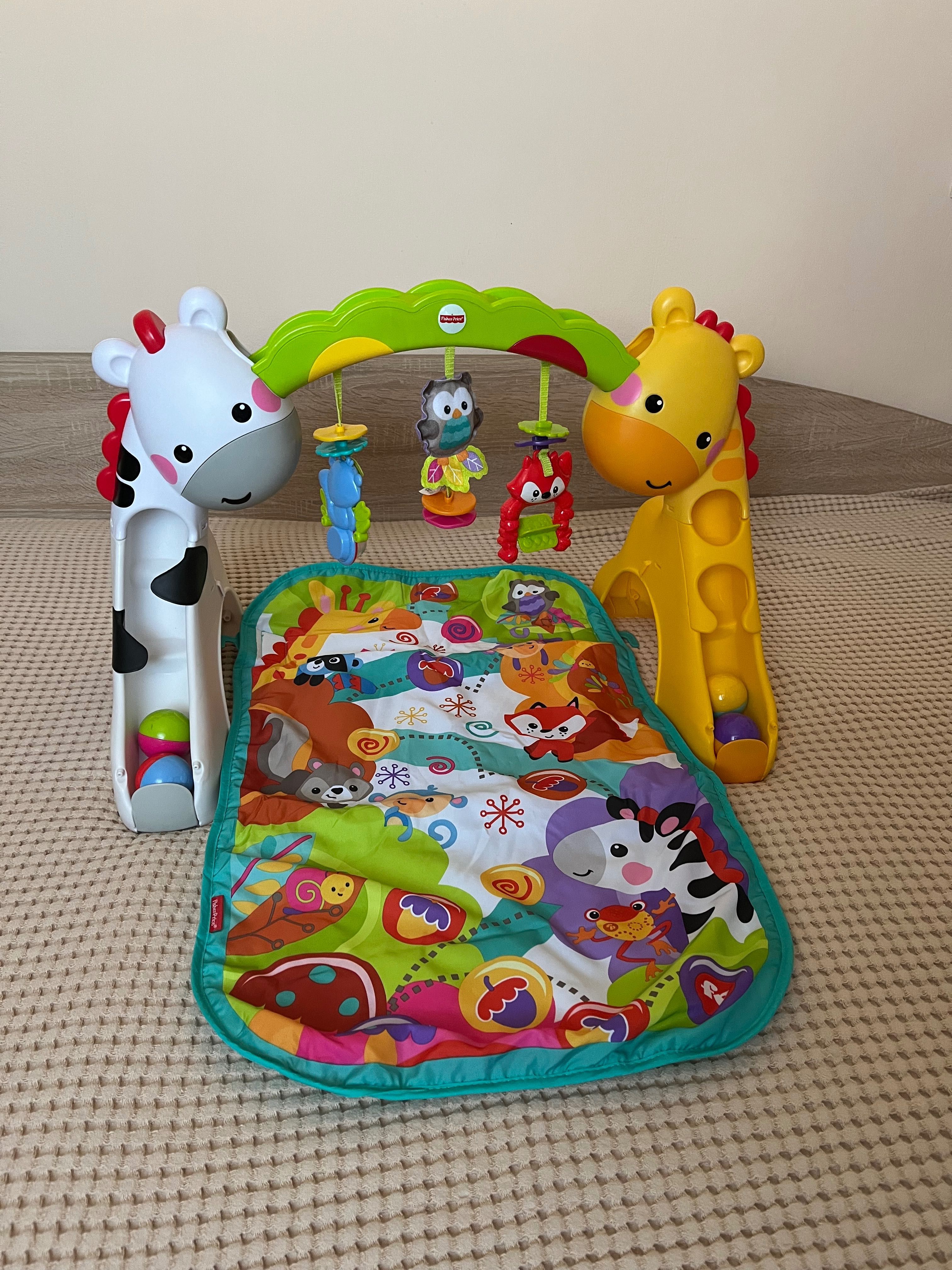 ПРОМО (до 6 Юли) Активна гимнастика с кът за игра Fisher price