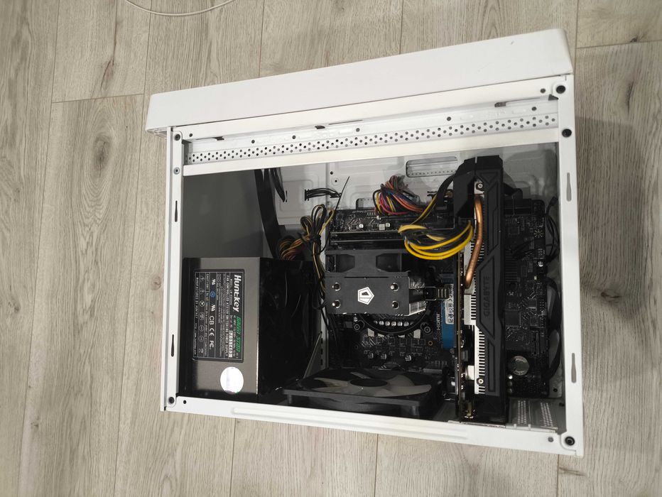 игровой компьютер, монитор 165гц, девайсы.