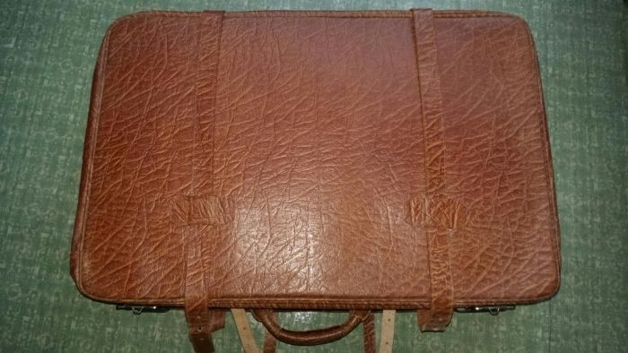 Geamantan piele naturala