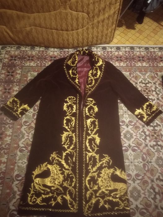 Продам чапан в хорошем состоянии