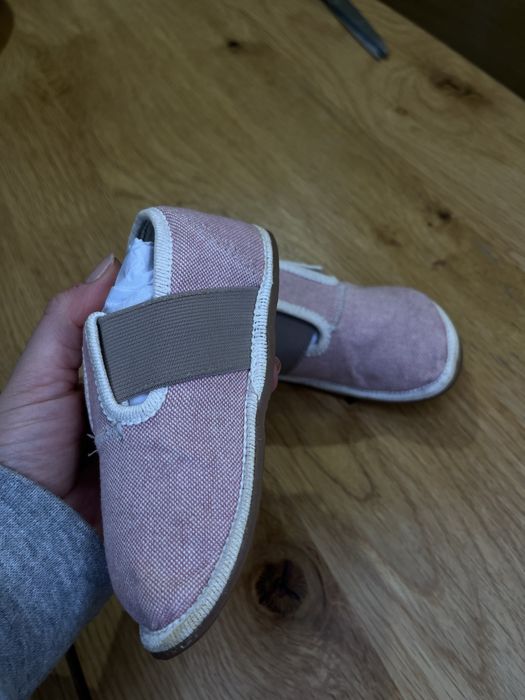 Детски боси пантофи на Pegres