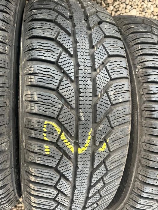 185/60 r15 de iarna 4 buc ca noi SEMPERIT