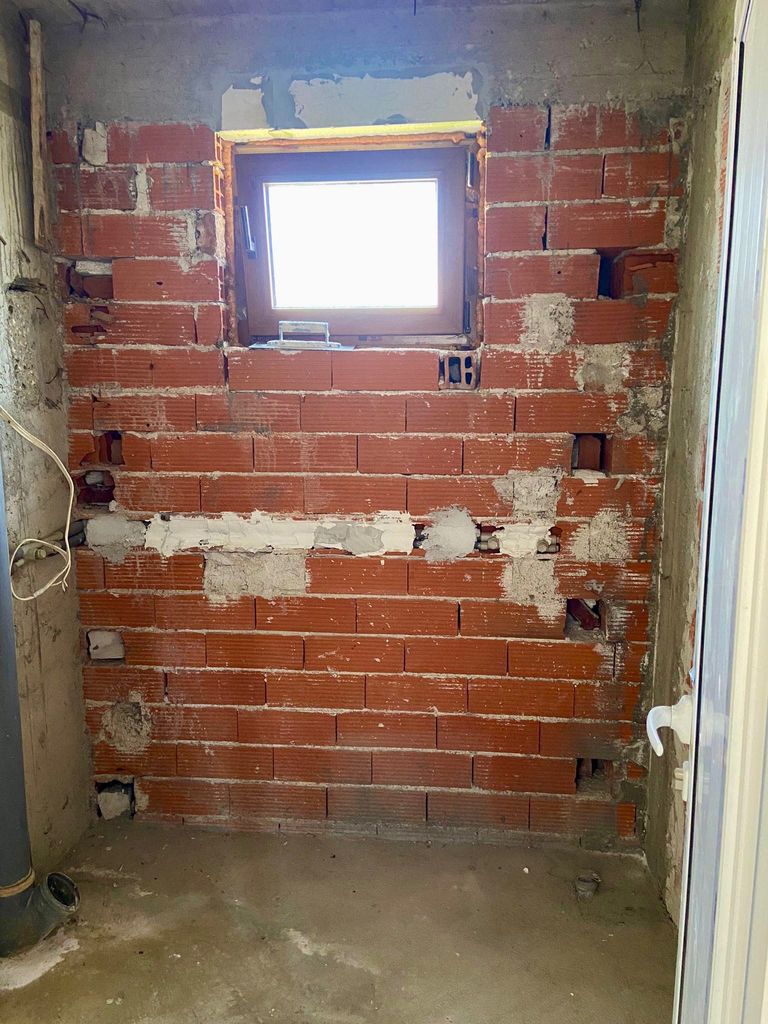 Продава се Тристаен апартамент в Казанлък - 84 кв.м за 1032 €/кв.м - Снимка #13