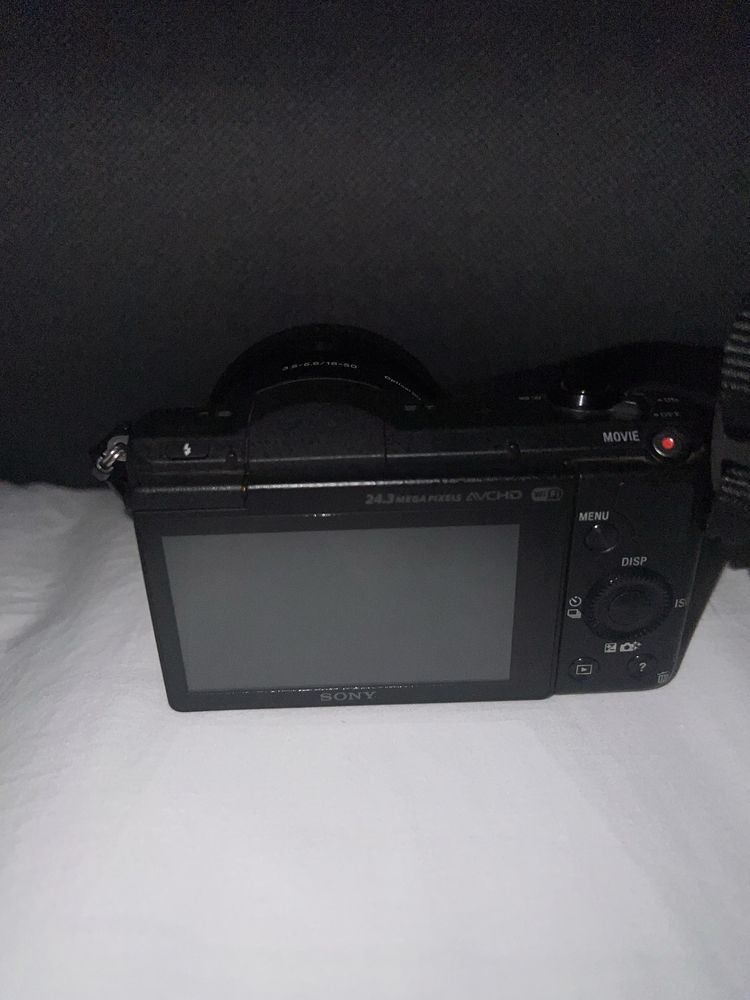 Sony A5100 16-50mm KIT 400 кадъра