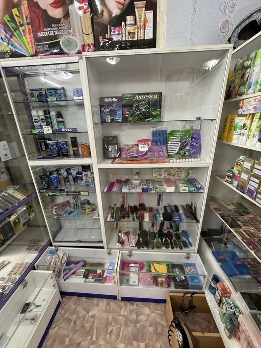 Продам стеллажи в отличном состоянии