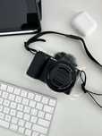 Продаю комплект камера и обьектив sony zv e-10 ,sigma 30mm