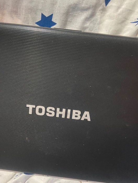 Laptop toshiba satellite C850-16W