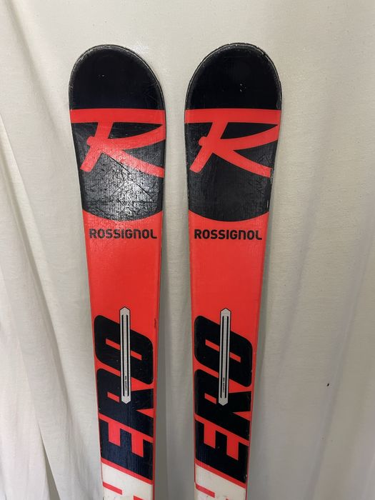 Schiuri schi 150 cm rossignol hero