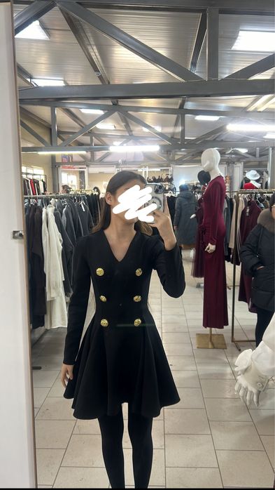 Продаю стильное чёрное платье