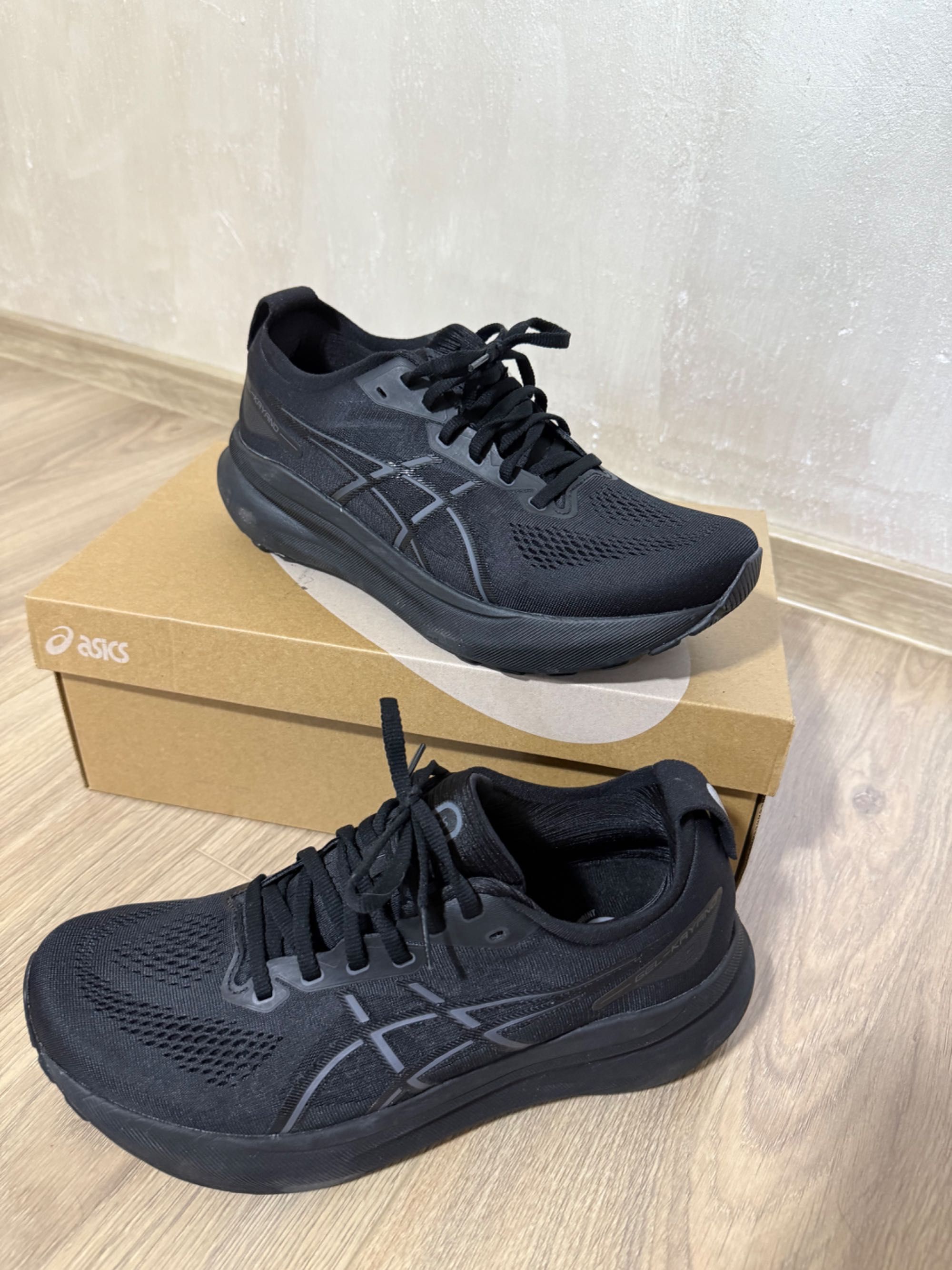 Asics gel-kayano 31