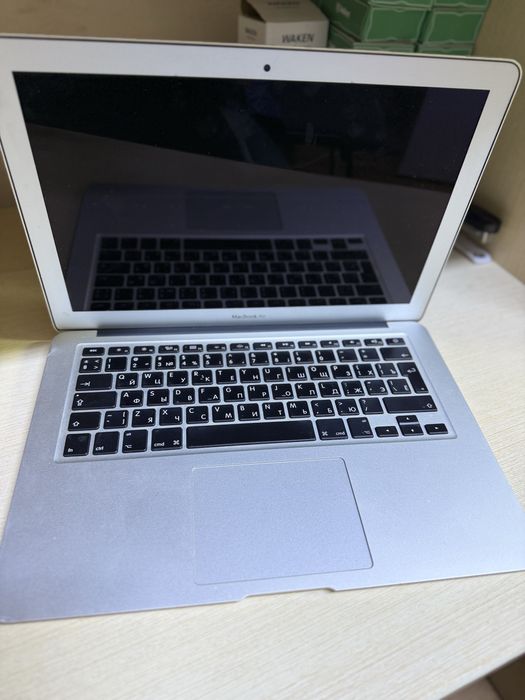 Macbook air 1466 на запчасть