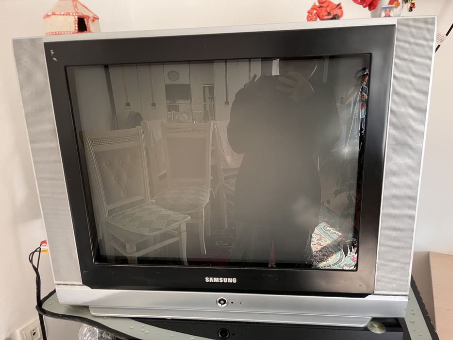 телевизор б/у в рабочем состоянии