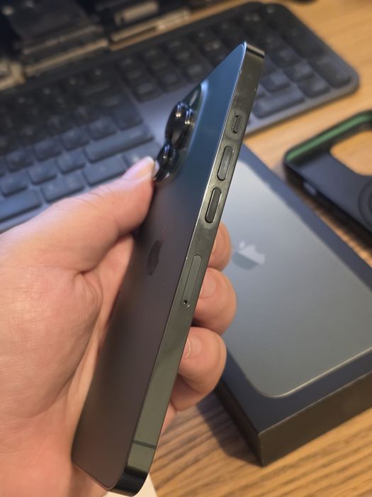 ~~Iphone 13pro impecabil, la cutie, 256gb~~