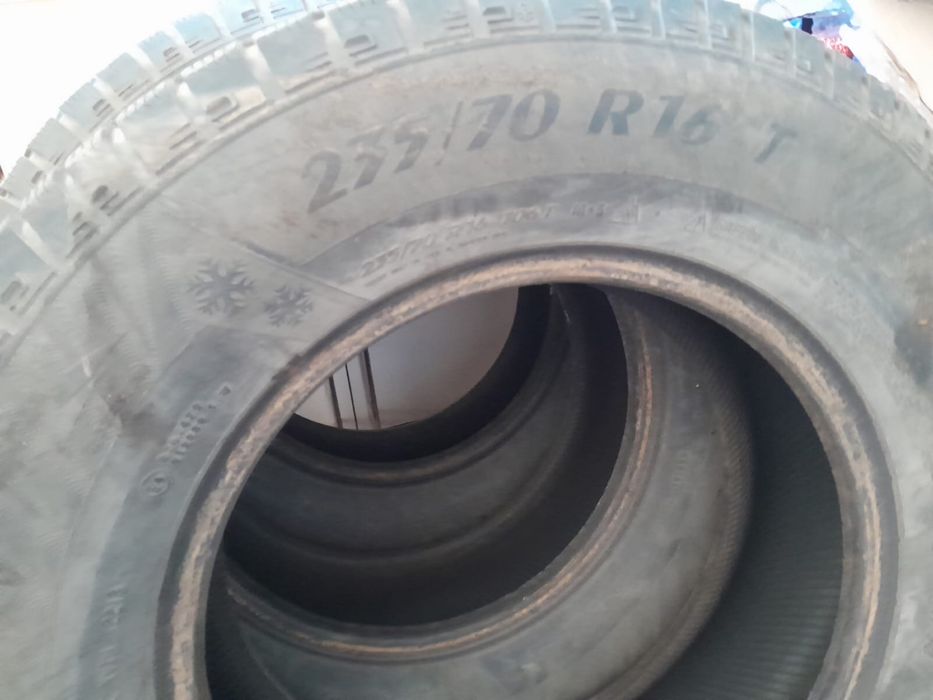 Продам автошину зимнию