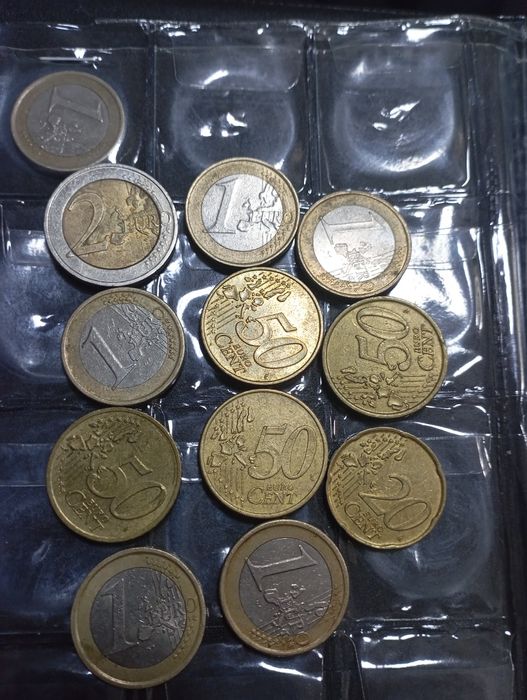 Продам монеты центы разные года