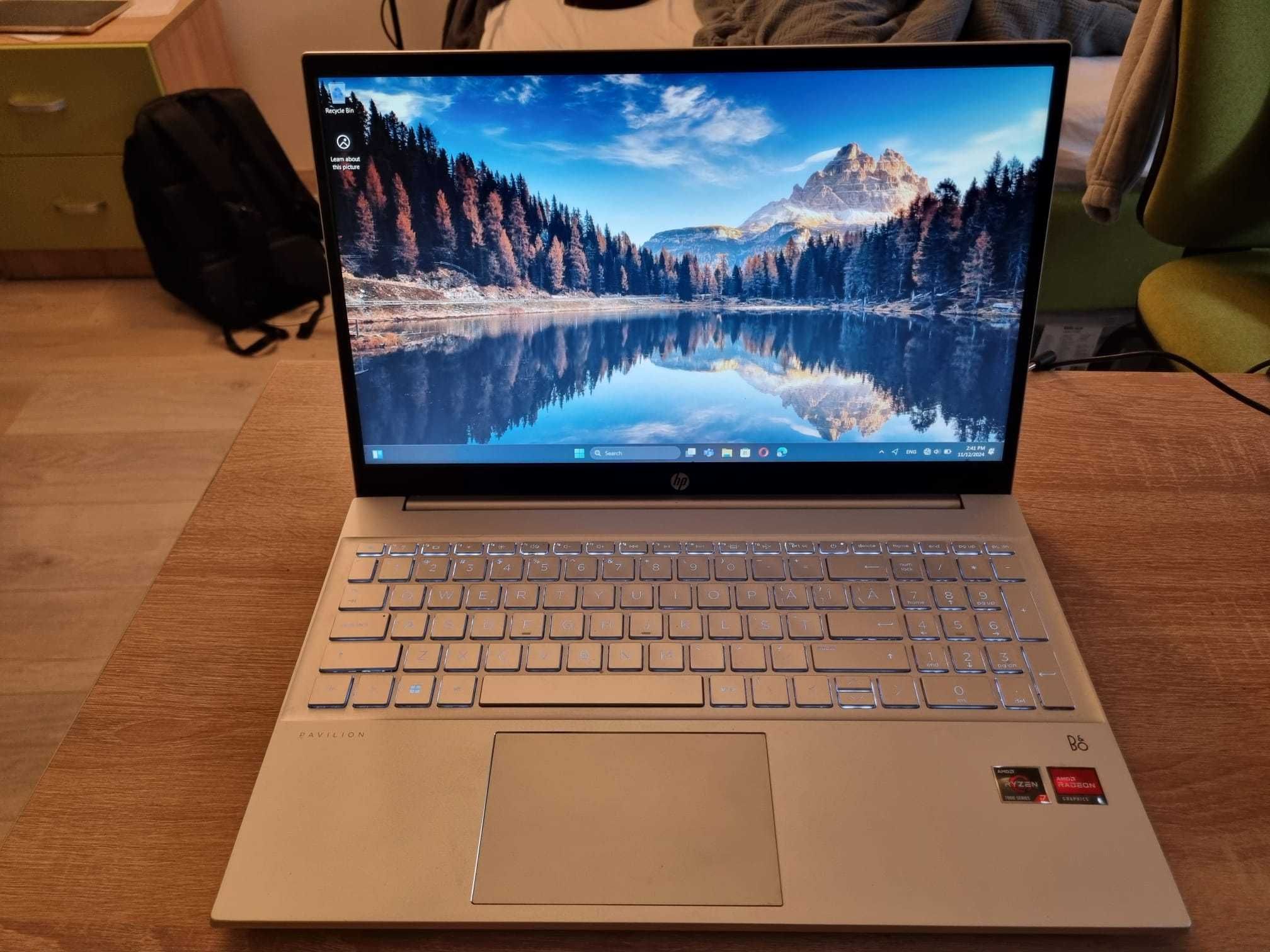 Laptop HP Pavilion 15 AMD Ryzen 7 7730U 16GB