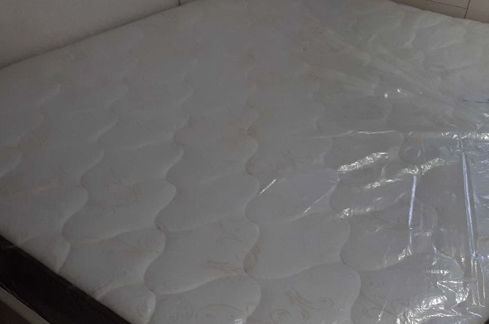 Продам матрас в отличном состоянии