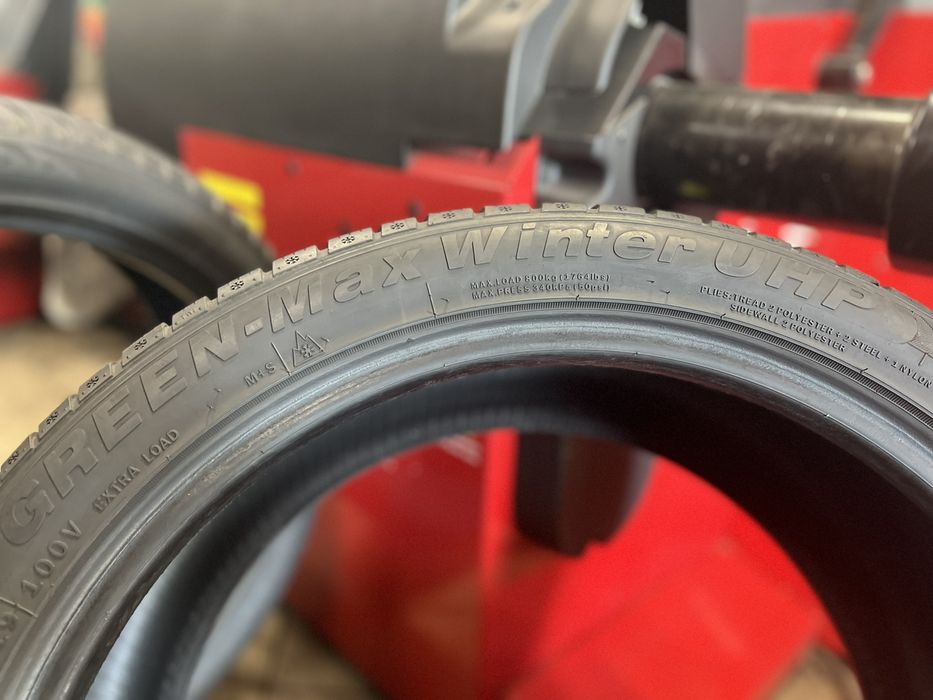 Зимни гуми 255/40 R19 Linglong