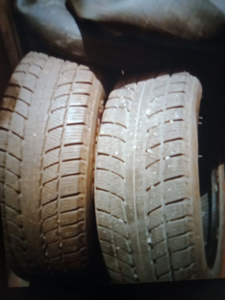 Шины зимние 155/70/R13.