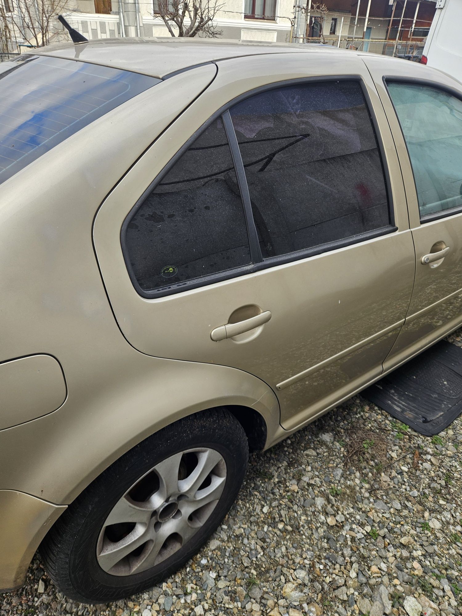 Usa dreapta spate vw bora berlina
