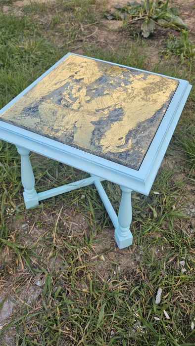 Măsuță de cafea lemn masiv cu foita de aur