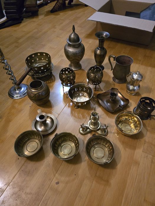 Lot produse din bronz, alama