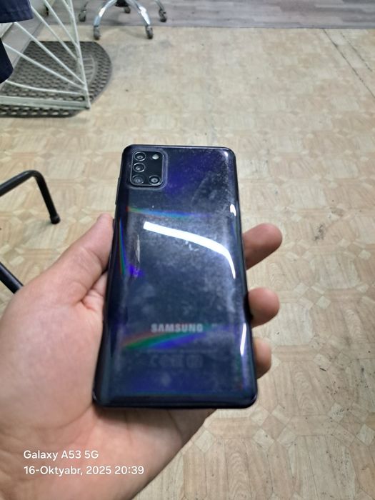 Samsung  galaxy a 31.   4 / 64