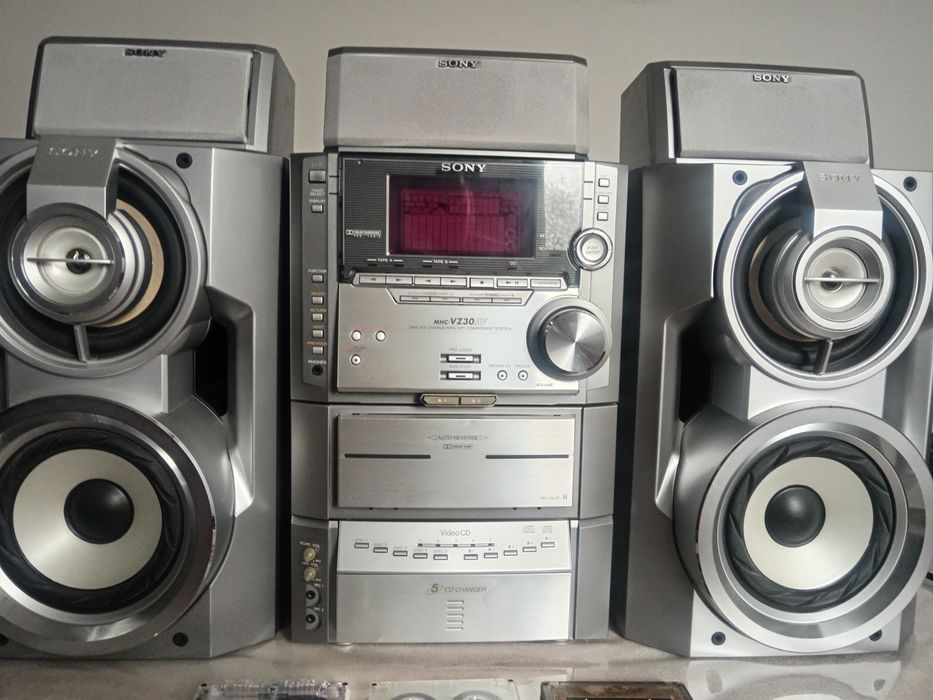 Sony sentir sotiladi