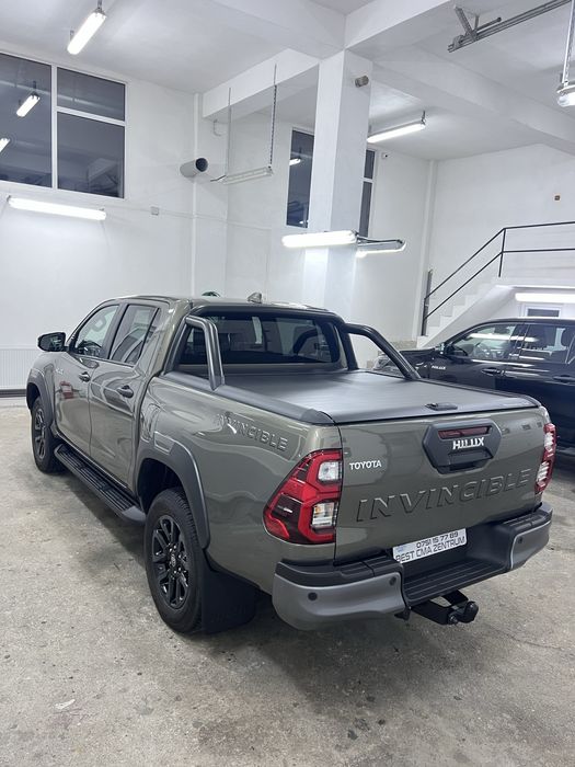 Toyota Hilux Invincible 2.8d 48V Mild Hybrid Pret afisat TVA inclus
