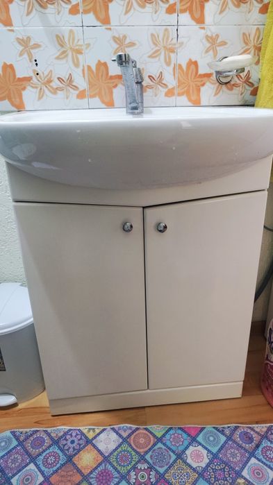 Продам раковину со шкафом, шкаф, унитаз