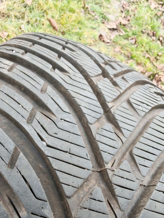 Anvelope iarna bf goodrich 225 45 r18 7mm cca dot 22