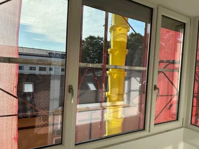 vand geam termopan balcon