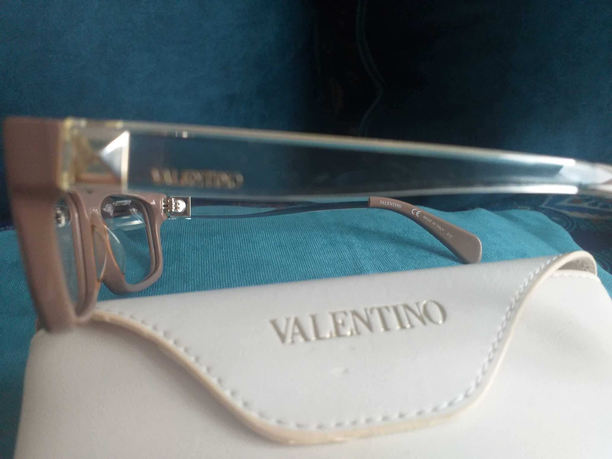 Нови диоптрични рамки за очила Valentino V2693