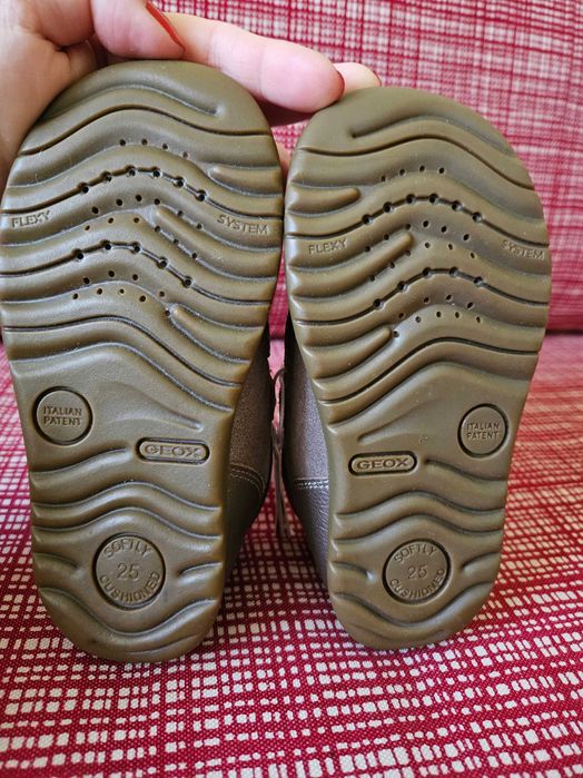 Noi: Pantofi Geox 25 piele moale integral, încălțăminte