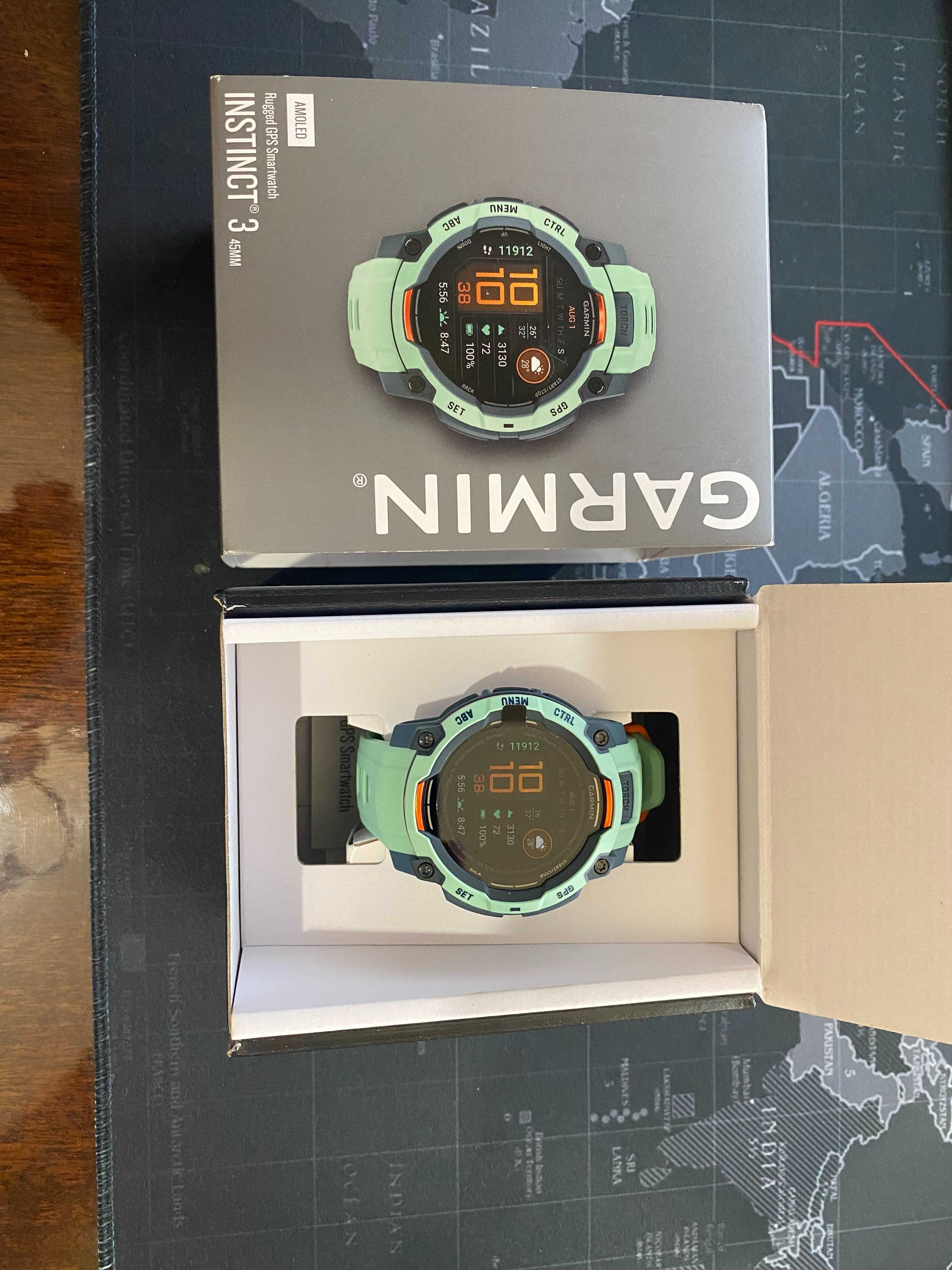 Garmin Instinct 3 45мм Amoled Neotropic