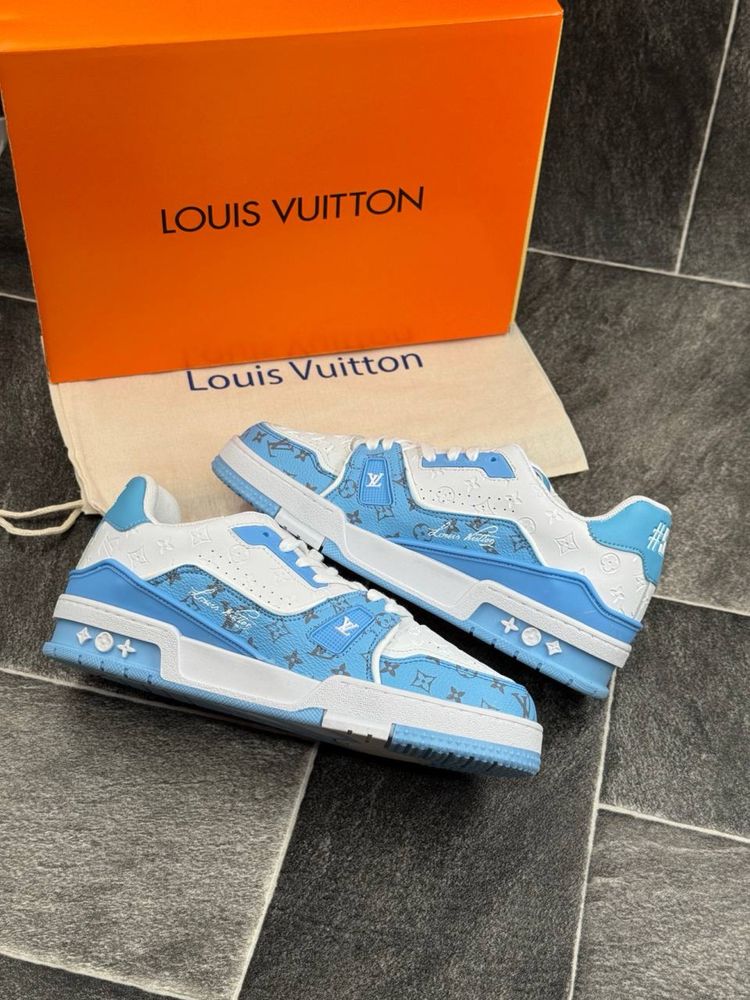 Adidasi Louis Vuitton noi